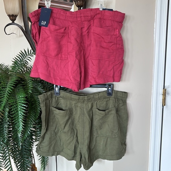 Brand New Gap Set of 2 Lyocell Pull-On Drawstring Shorts Casual Red & Green - Picture 3 of 14